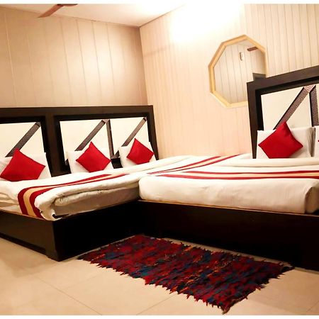 Grg Pardesi Hotel Haridwar Bagian luar foto