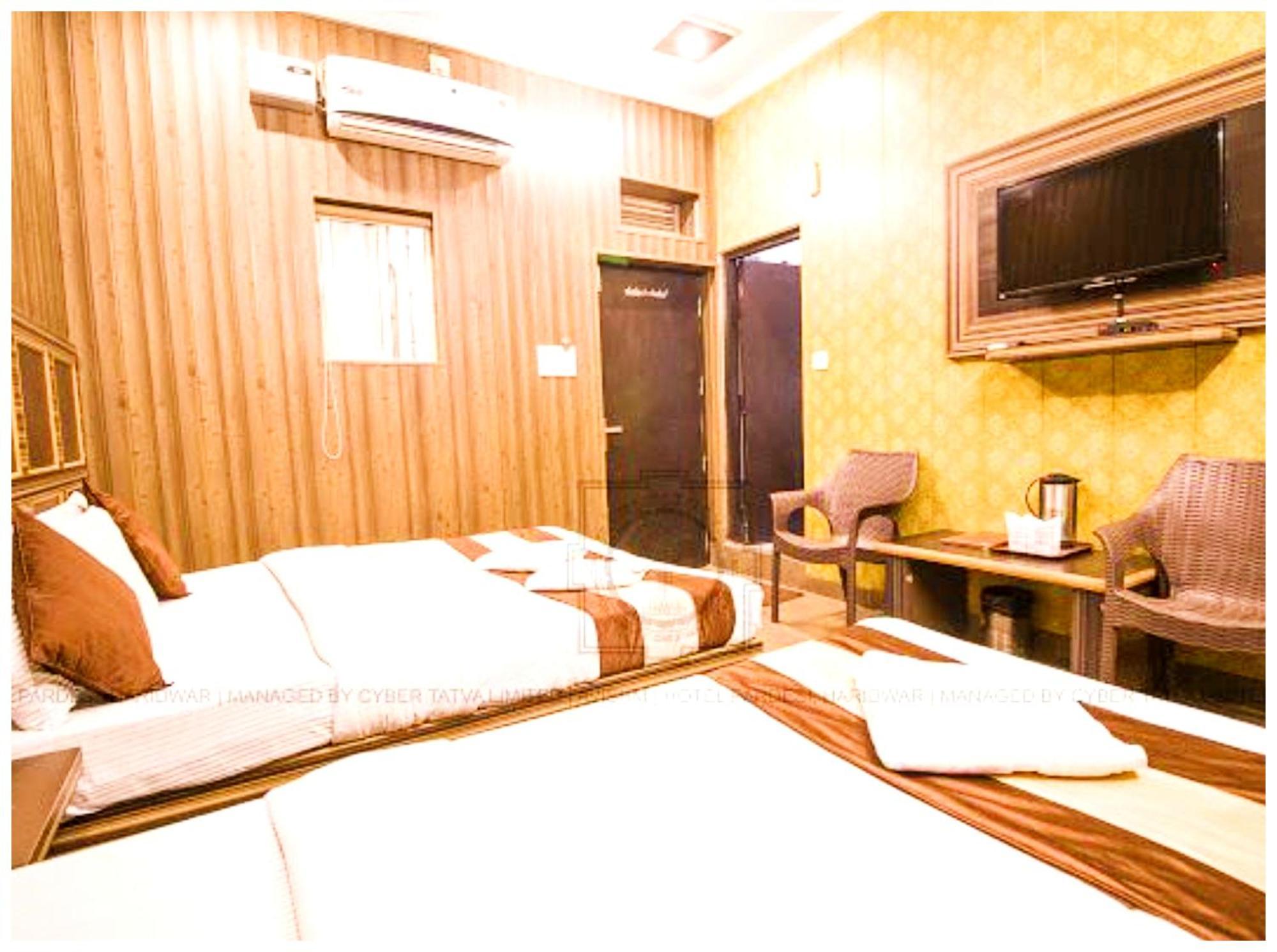 Grg Pardesi Hotel Haridwar Bagian luar foto