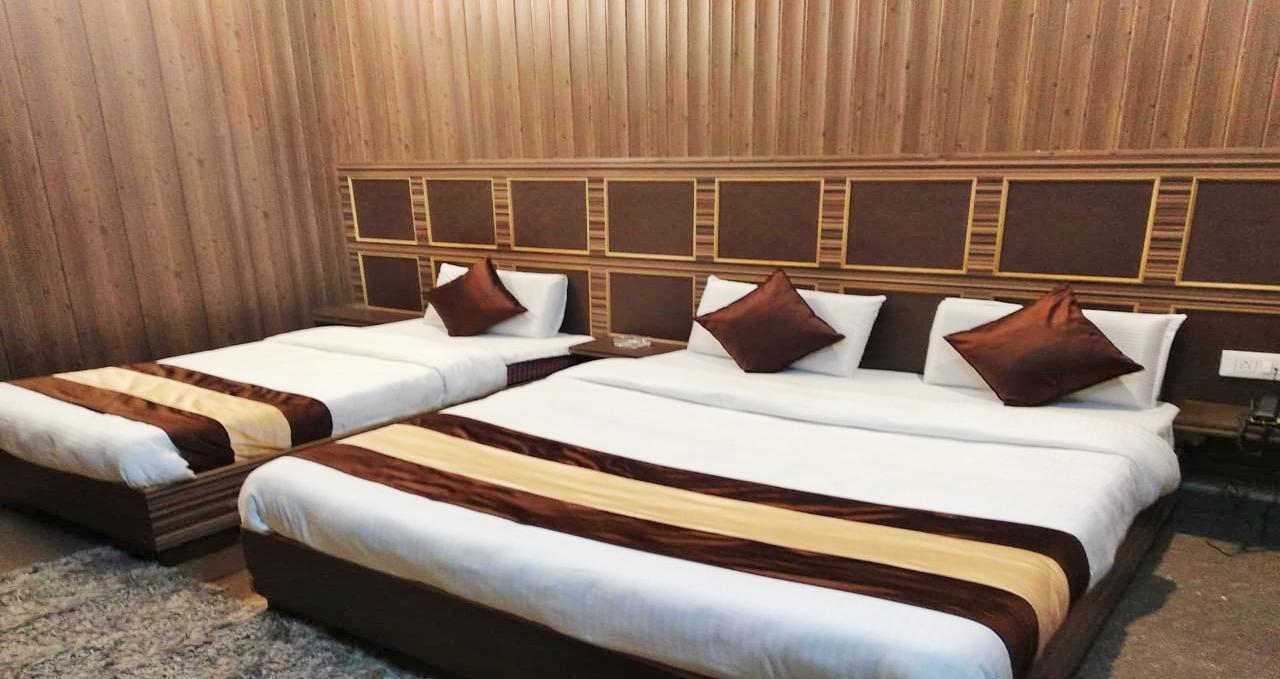 Grg Pardesi Hotel Haridwar Bagian luar foto