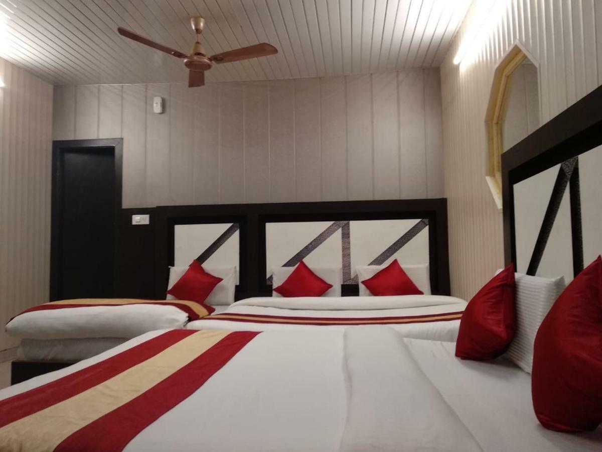 Grg Pardesi Hotel Haridwar Bagian luar foto